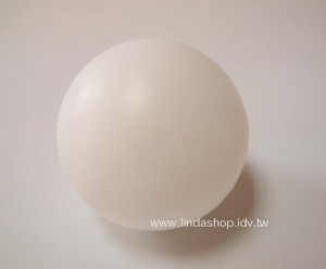74011-01 蛋形存錢筒 9.5CM